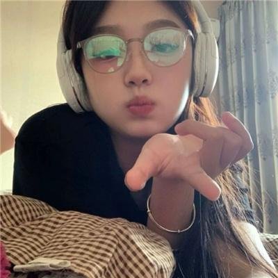 爱情喜剧封面